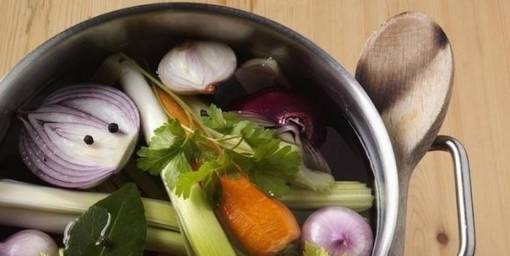 В какую воду класть овощи для варки