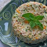 Салат из риса с тунцом