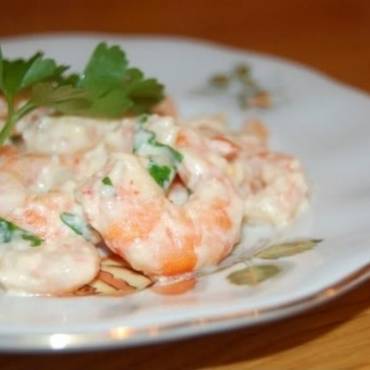 Креветки с соусом